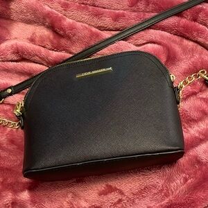 Black Steve Madden purse